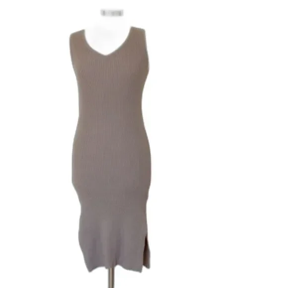 magaschoni knit dress Magaschoni Stretch Sweater dress. NWT